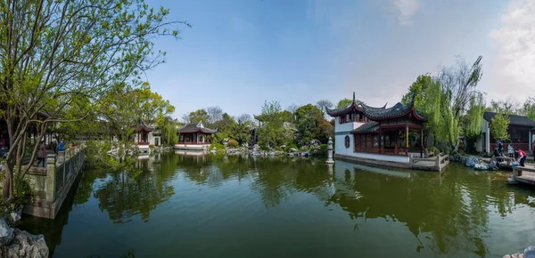 Wujiang şehir antik kenti Pearl Tower Bahçe Bahçe taş döşeli bahçe Pavyonu ile — Stok fotoğraf