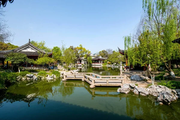 Wujiang City with the ancient town of Pearl Tower Garden Garden rockery pavilion — Stock Photo, Image