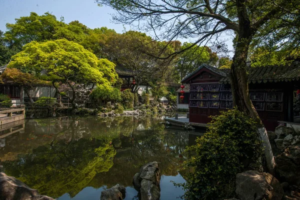 Wujiang şehir ile geri çekilme Bahçe Bahçe waterside antik kenti — Stok fotoğraf