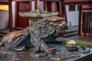 Suzhou Hanshan Tapınağı Puming kule kule temel bakır aslan şehrin dört bir yanına