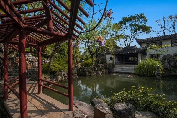Suzhou klassieke tuin tuin tuin waterside blijven — Stockfoto