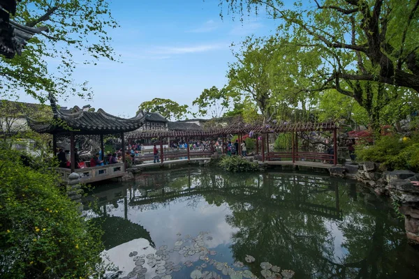 Suzhou jardim clássico para ficar jardim jardim waterside — Fotografia de Stock