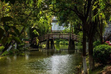 Suzhou Dingyuan Bahçe köprü su pavilion