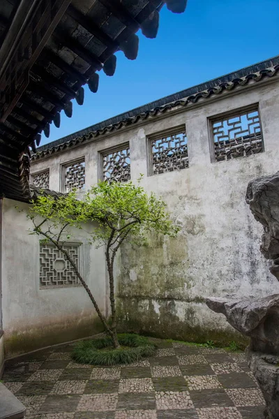 Suzhou Dugang Bahçe köşesinde sanatı