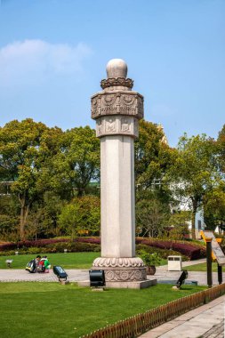 Wuxi Lingshan büyük Buda manzara alan Budist sütun