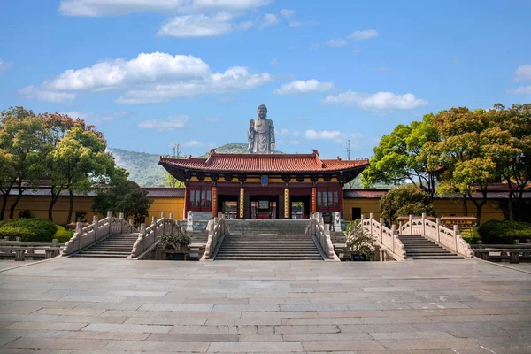 Wuxi lingshan gigantischer Buddha malerischer Ort Millennium-Tempel xiangfu-Tempel — Stockfoto