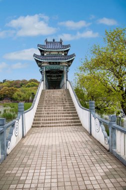 Wuxi Taihu Yuantouzhu Taihu Gölü ölümsüz köprü olacaktır