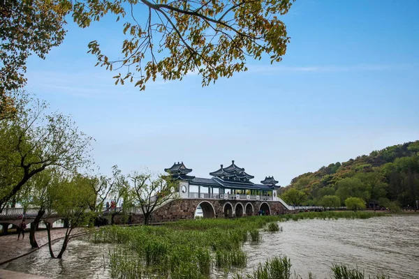 Wuxi Taihu Yuantouzhu Taihu Lake będzie nieśmiertelna most — Zdjęcie stockowe