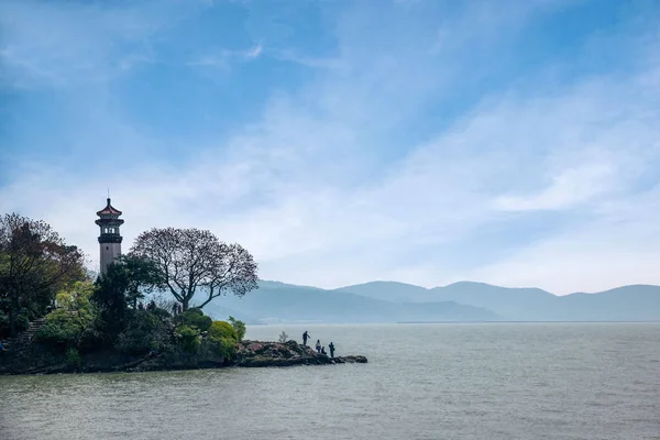 Wuxi Taihu Yuantouzhang lighthouse — Stock Photo, Image