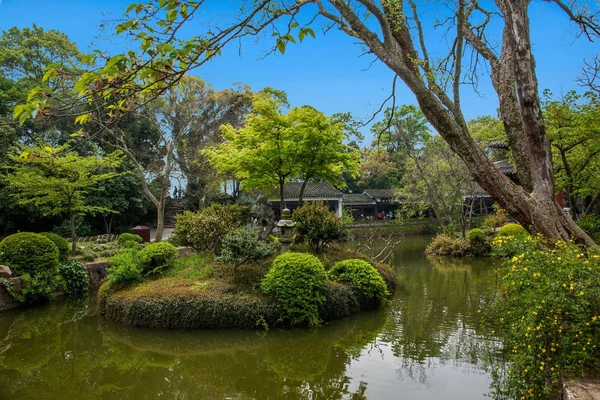 Bouw van de Yuantouzhu tuin in Taihu Lake, Wuxi — Stockfoto