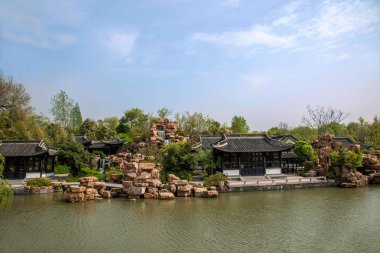 Yangzhou ince Batı Gölü Bahçe waterside üzerinde