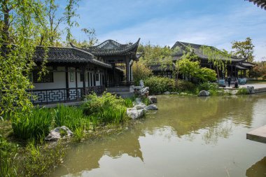 Yangzhou ince Batı Gölü Bahçe waterside üzerinde