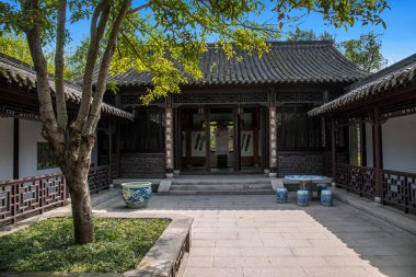 Yangzhou ince Batı Gölü Bahçe yollar