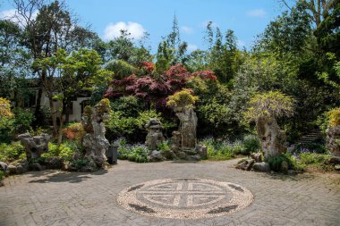 Yangzhou Slender West Lake Garden Architecture clipart