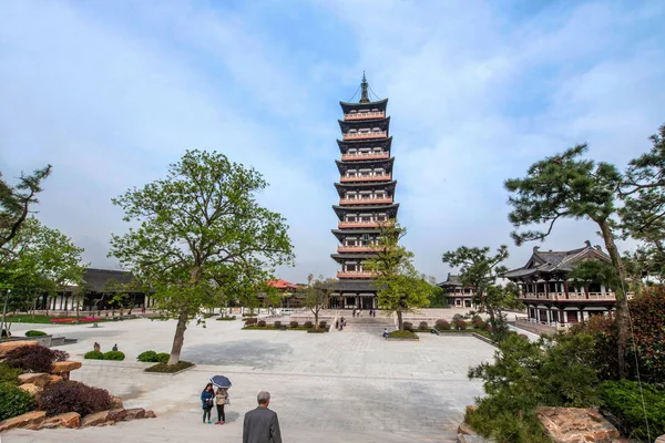 Yangzhou Daming tempel — Stockfoto