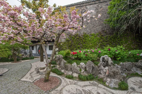 Yangzhou "le premier jardin de la fin de la dynastie Qing" --- jardin Ho — Photo