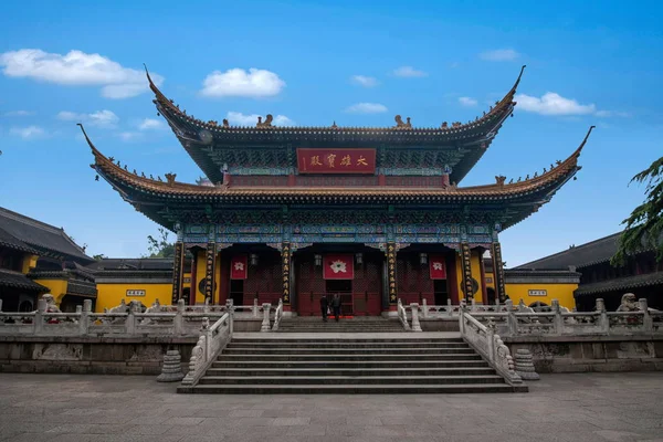 Jiangsu zhenjiang jinshan Tempel Haupthalle — Stockfoto