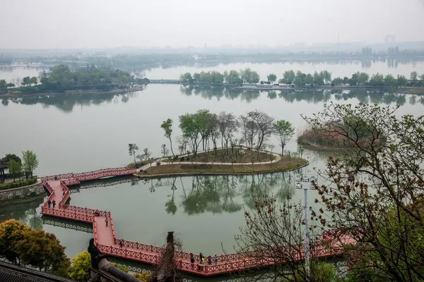 Jiangsu Zhenjiang Jinshan ναός Jinshan λίμνη — Φωτογραφία Αρχείου