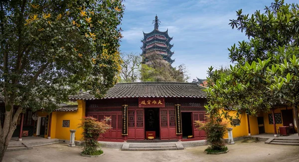 Zhenjiang Jiao Shan Bei Feng Temple — Stock Photo, Image