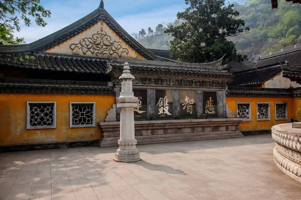 Zhenjiang jinshan Dinghui-Tempel — Stockfoto