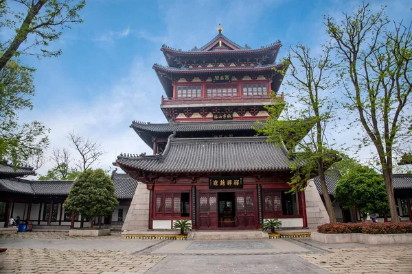 Yuntai-Pavillon am Zhenjiang-Berg — Stockfoto