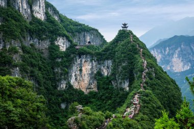 Chongqing Yunyang Longtan ulusal jeolojik Park Kanyon ılık