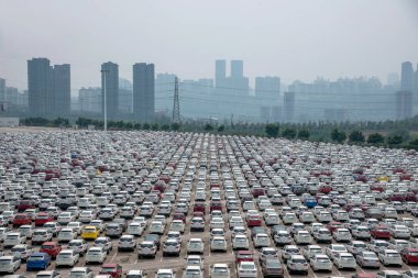Changan Ford Araba iş araba park yeri