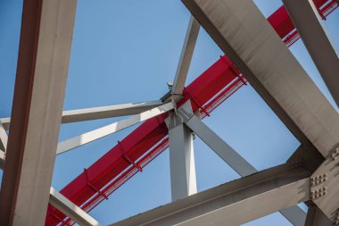 Chongqing Chaotianmen Yangtze Nehri Köprüsü kavisli çelik demetinin destek