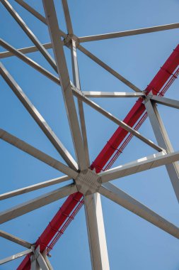 Chongqing Chaotianmen Yangtze Nehri Köprüsü kavisli çelik demetinin destek