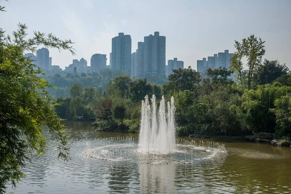 Chongqing Yubei District Longtou Temple Park fountain — Stock Photo, Image