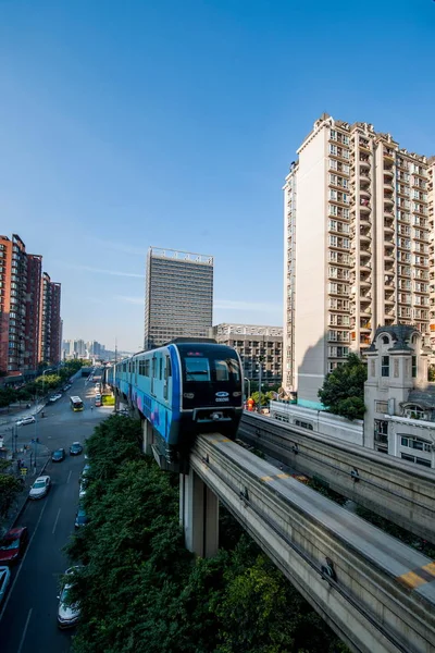 Πόλη Chongqing σιδηροδρομικών διαμετακόμισης γραμμή 3 λιοντάρι αιχμής ενότητα — Φωτογραφία Αρχείου