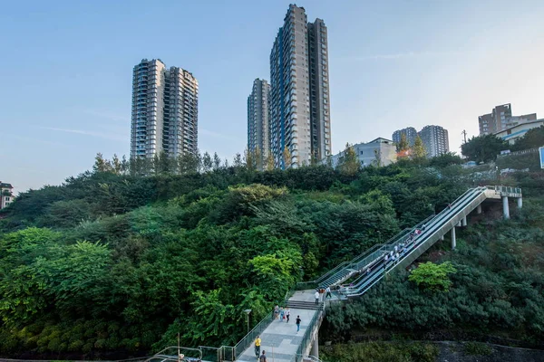 Chongqing şehir demiryolu Transit hat 3 Tang Jiayuan alt - bölümü — Stok fotoğraf