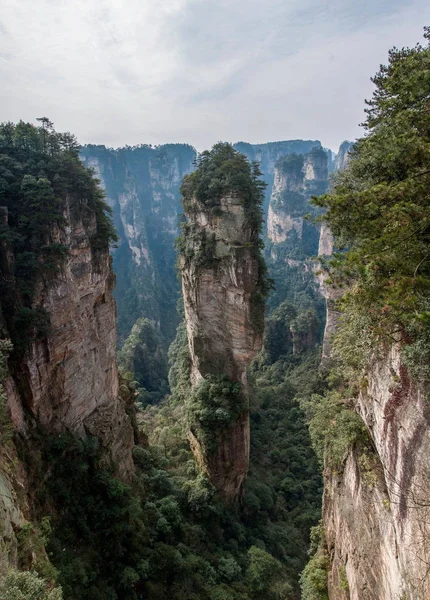 Hunan Zhangjiajie Parque Florestal Nacional Yuanjiajie paisagem — Fotografia de Stock