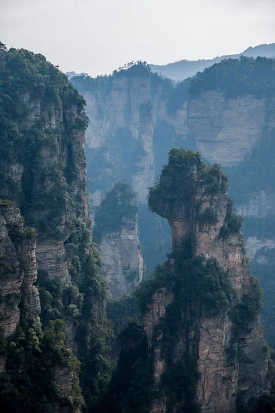 Hunan Zhangjiajie Parque Florestal Nacional Yuanjiajie paisagem — Fotografia de Stock