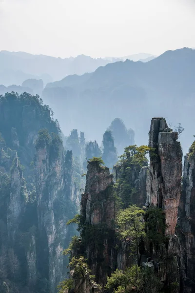 湖南省張り家界国家森林公園 Shentang 湾の風景 — ストック写真