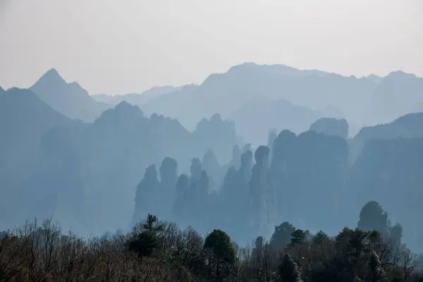 Hunan Zhangjiajie National Forest Park Tianzishan Yubi tepe tepe — Stok fotoğraf