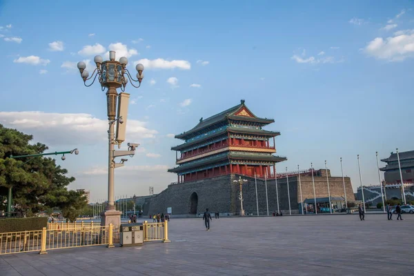 Torre de flecha de la puerta de Beijing Tiananmen Zhengyang —  Fotos de Stock