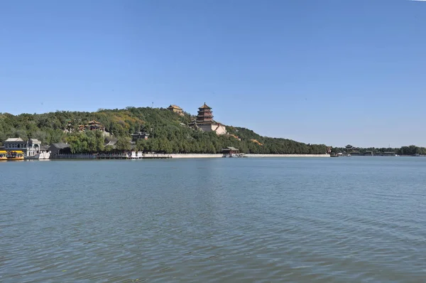Пекинский летний дворец Kunming Lake Longevity Hill — стоковое фото