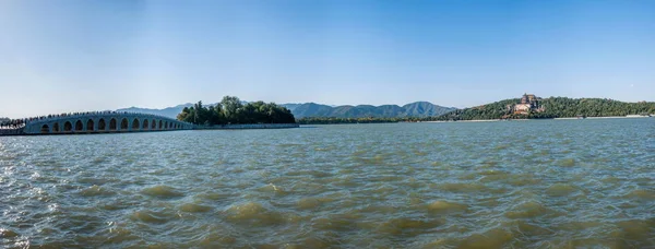 Beijing Summer Palace Kunming-sjön — Stockfoto