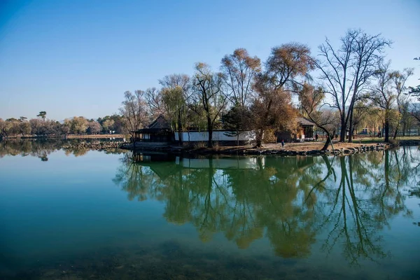 Hebei Chengde Mountain Resort Ruyi jezioro — Zdjęcie stockowe