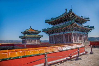 Hebei Eyaleti, Chengde Mountain Resort Putuo Zong kırmızı Tayvan büyük salonunda Tapınağı tarafından