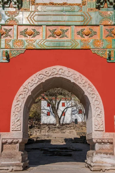 Província de Hebei, Chengde Mountain Resort Pu Tuo Zong pelo templo do arco de vidro — Fotografia de Stock