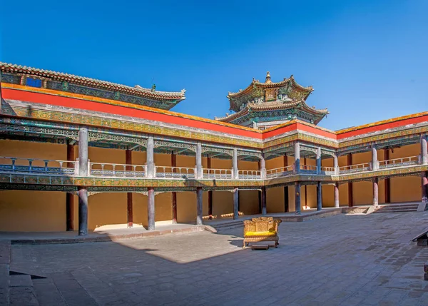 Provinsen Hebei Chengde Mountain Resort Putuo Zong av templet i stora salen i byggnaden — Stockfoto
