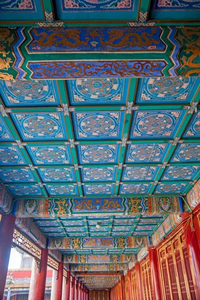 Província de Hebei, Chengde Mountain Resort Putuo Zong pela decoração do telhado do templo Fotografia De Stock