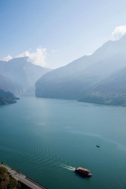 Yangtze Nehri üç Gorges Fengjie nehir suları