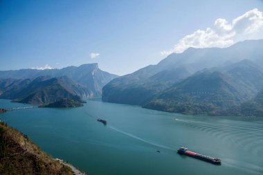 Yangtze Nehri üç Gorges Fengjie nehir suları