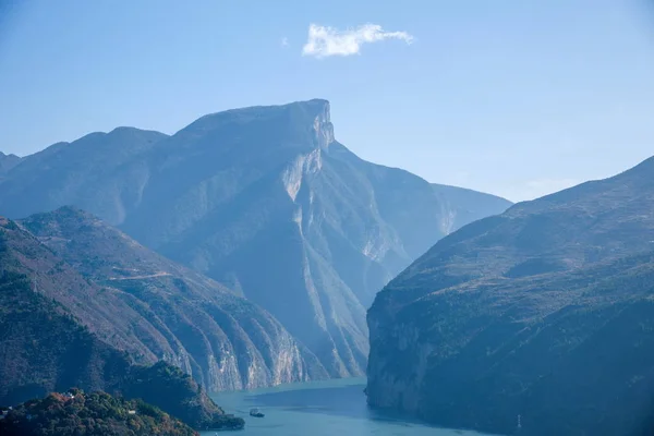 Rio Yangtze Três Gargantas Águas do rio Fengjie — Fotografia de Stock