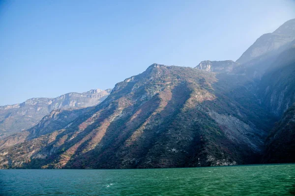 Fiume Azzurro Tre Gole Gola di Wu — Foto Stock