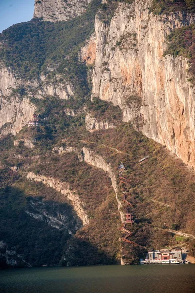 Ущелье Янцзы Три ущелья Ву — стоковое фото