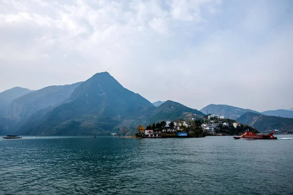 Chongqing Aziatische Daning rivier drie kloven Canyon — Stockfoto